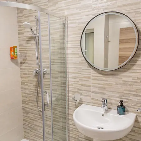 Fancy Modern - W/ 2br *