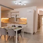 Sliema Bloom Coastal Retreat *
