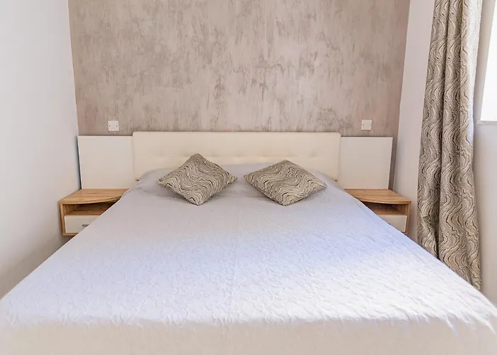 Fancy Modern - W/ 2br * Sliema